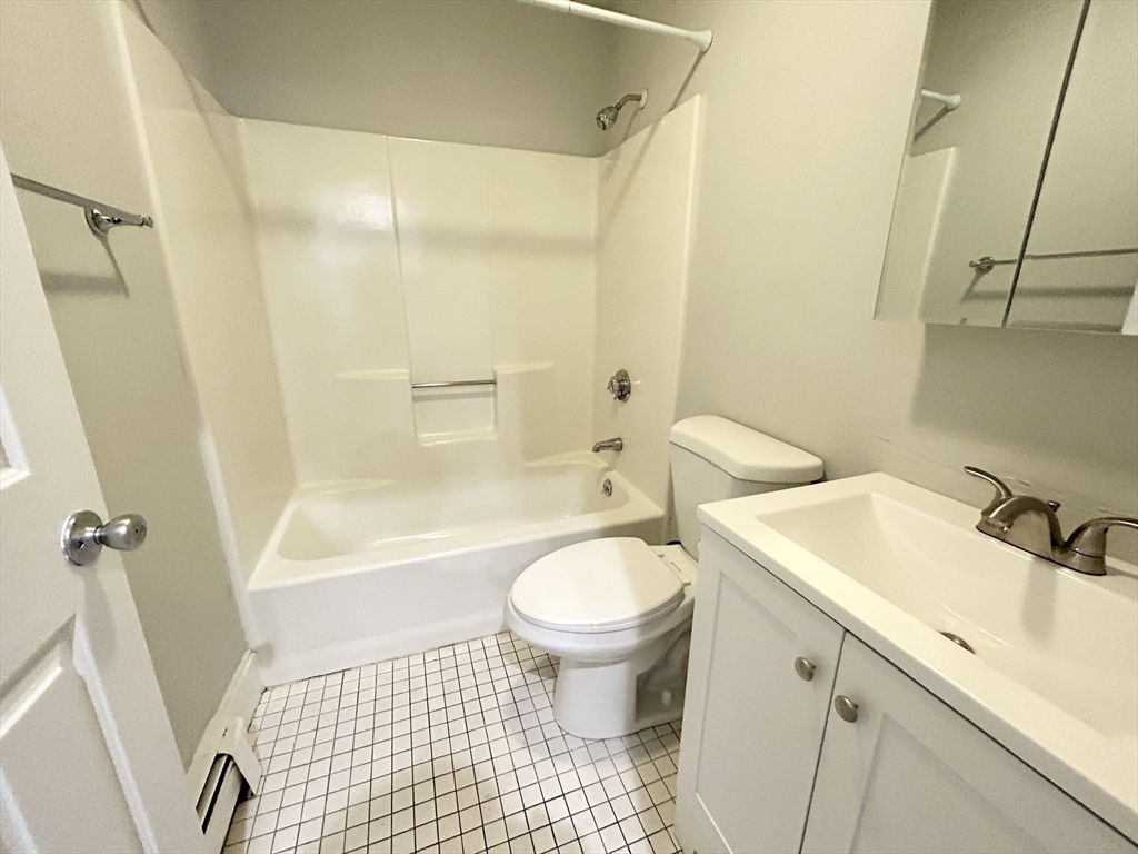 15 Ruggles - Roxbury