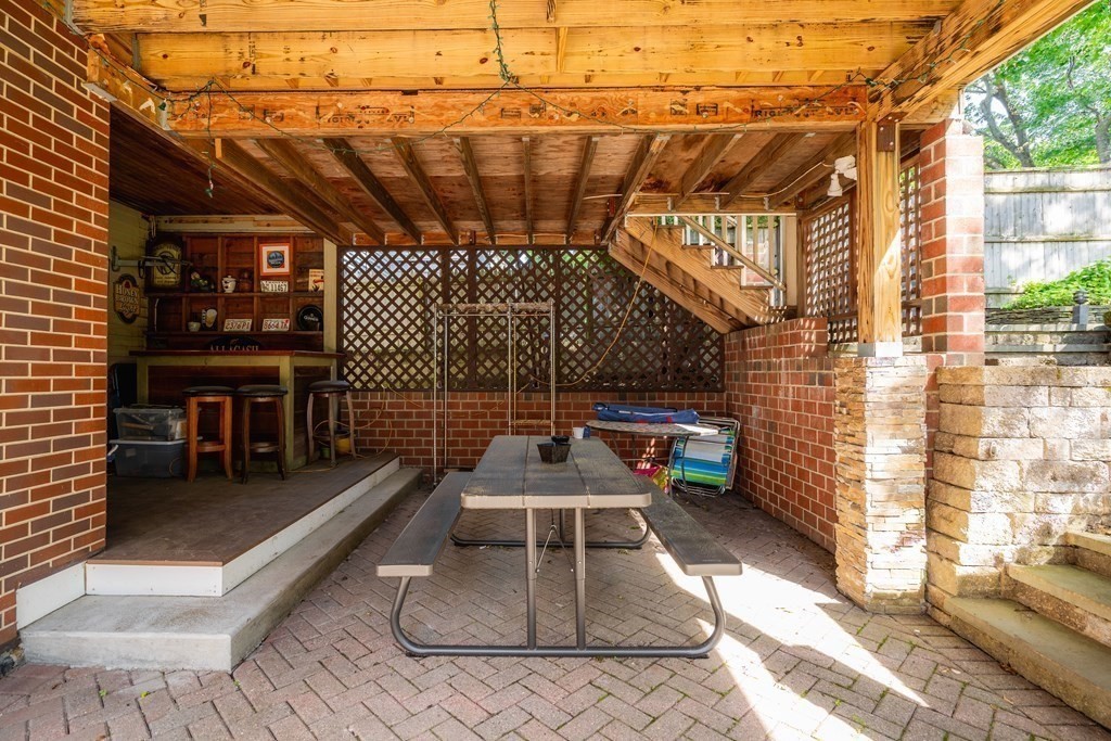 33 Mapleton St. - Brighton