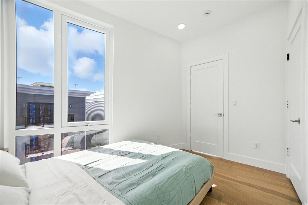 38 Hichborn - Brighton