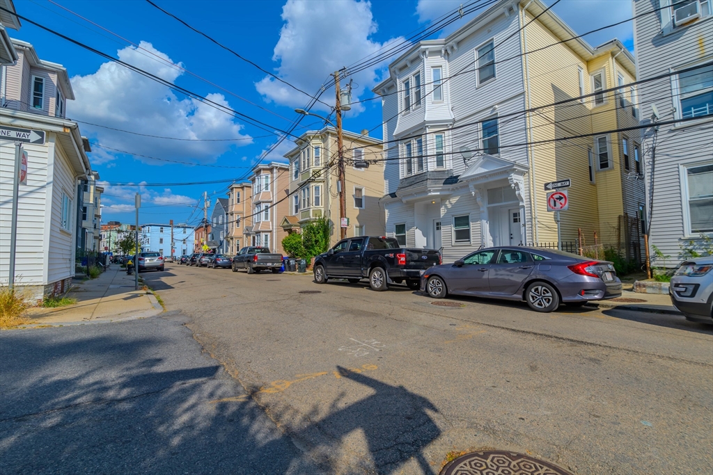 28-30 Chestnut - Jamaica Plain