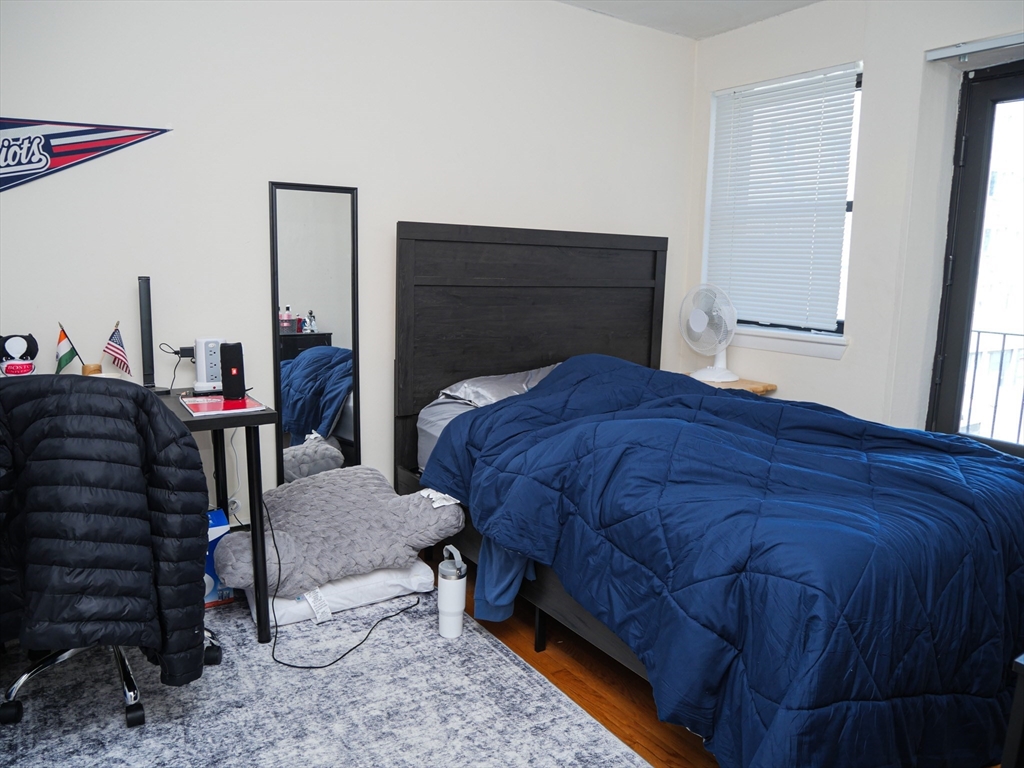 1039 Commonwealth Ave. - Allston