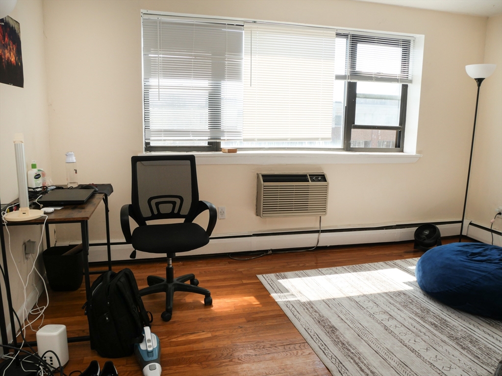 1039 Commonwealth Ave. - Allston