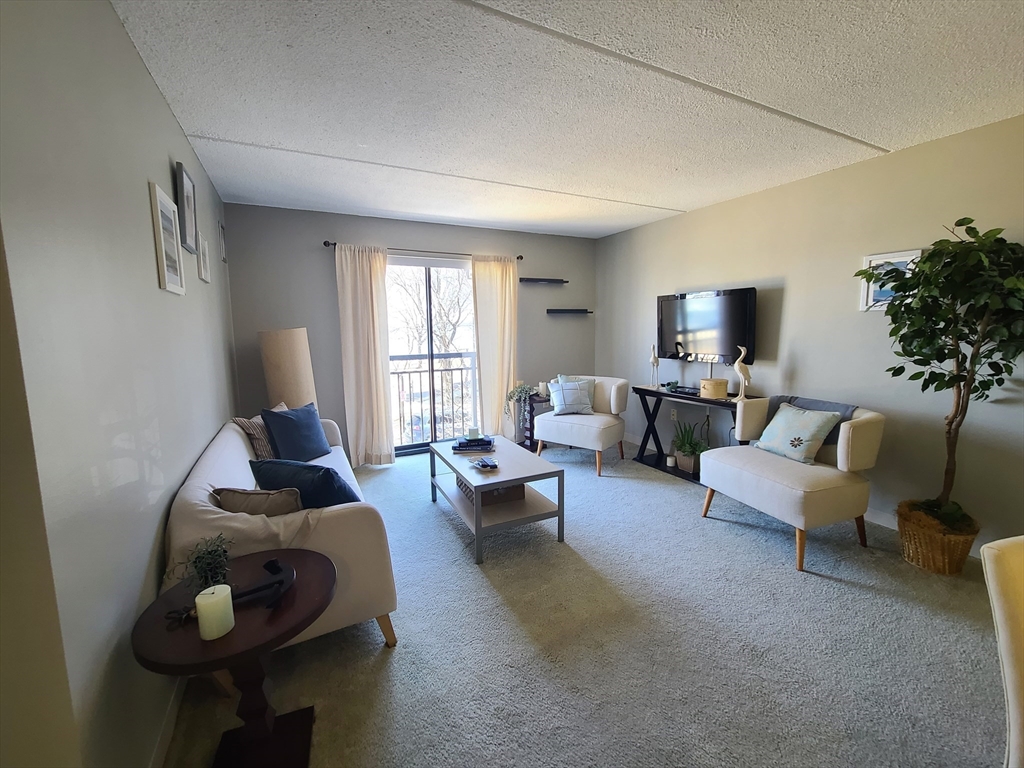 100 Ocean View Dr. - Dorchester