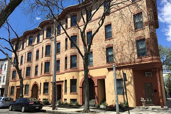 100 Willow St. - Wellington