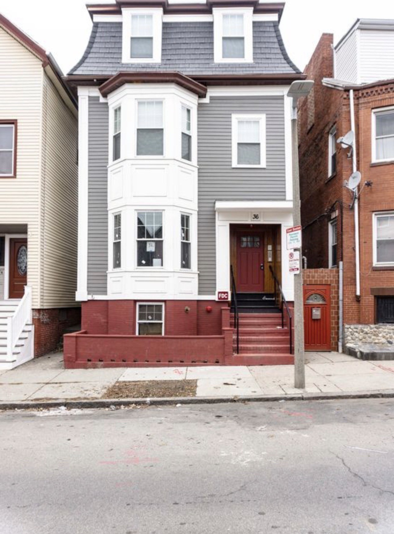 36 Monmouth - East Boston