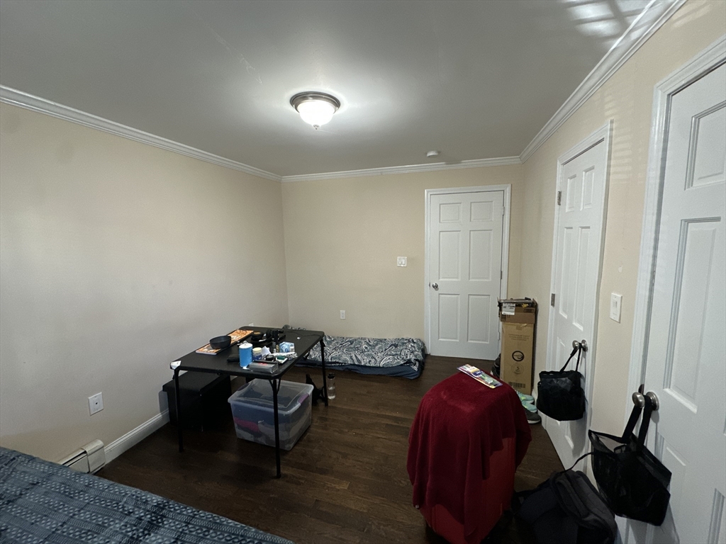 435 Walnut Ave. - Roxbury