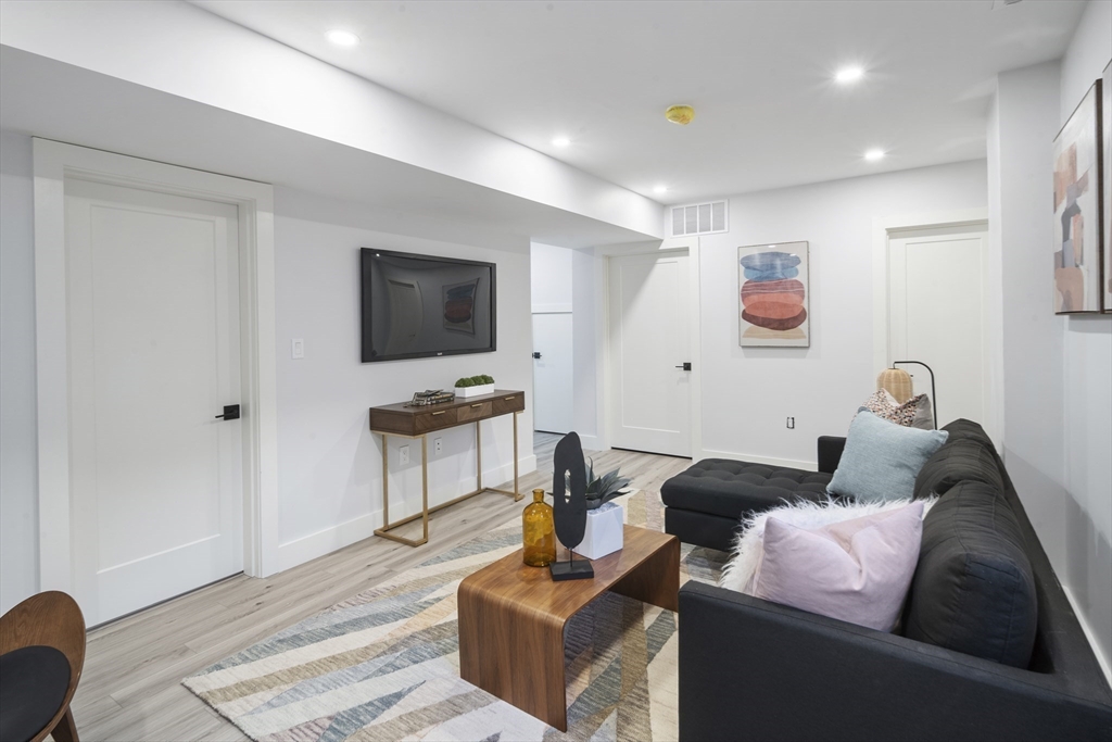 315 Pearl St. - Cambridgeport