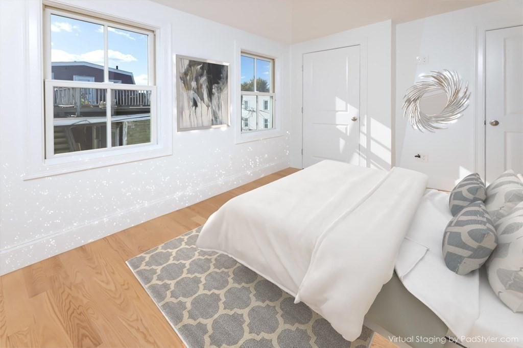 281 Gold - South Boston