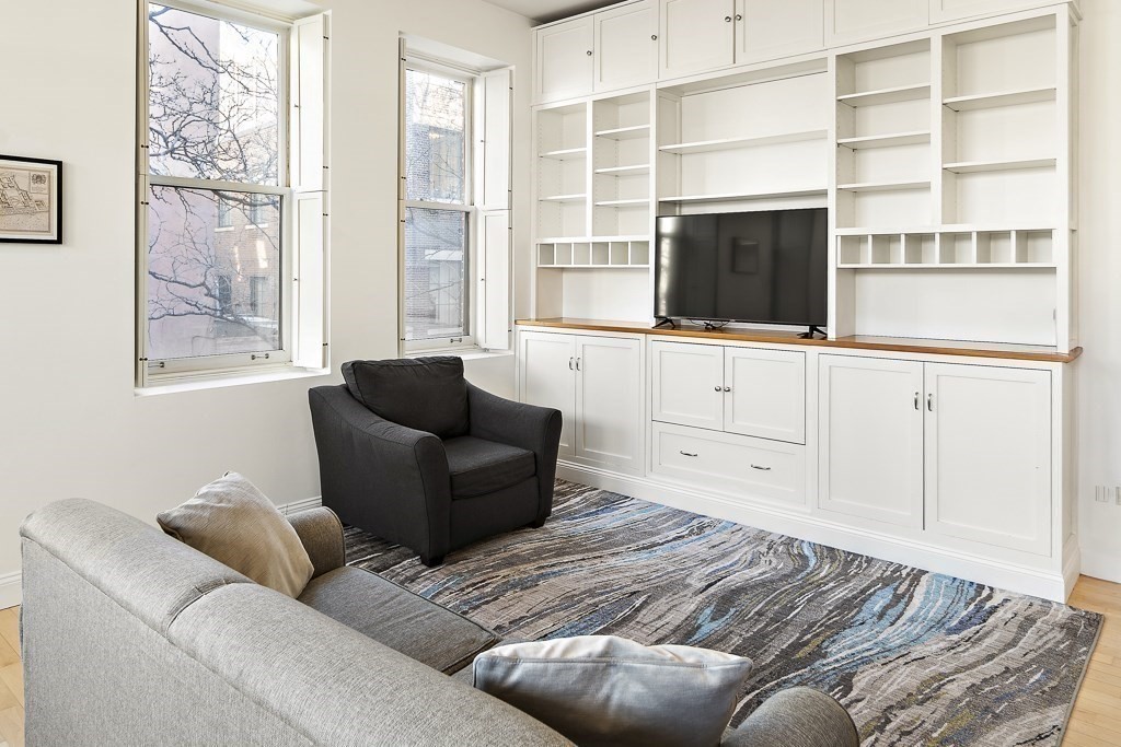 1 Garden St. - Beacon Hill