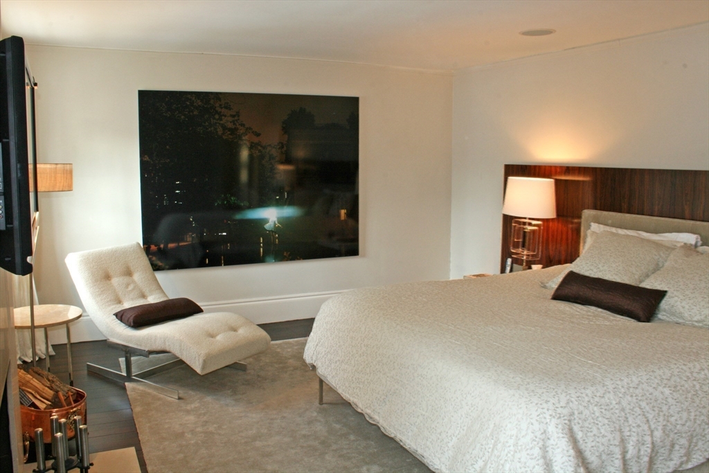17 Farrar St. - Harvard Square