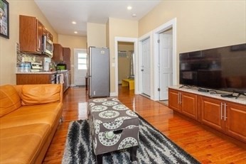 336 Western Ave. - Riverside