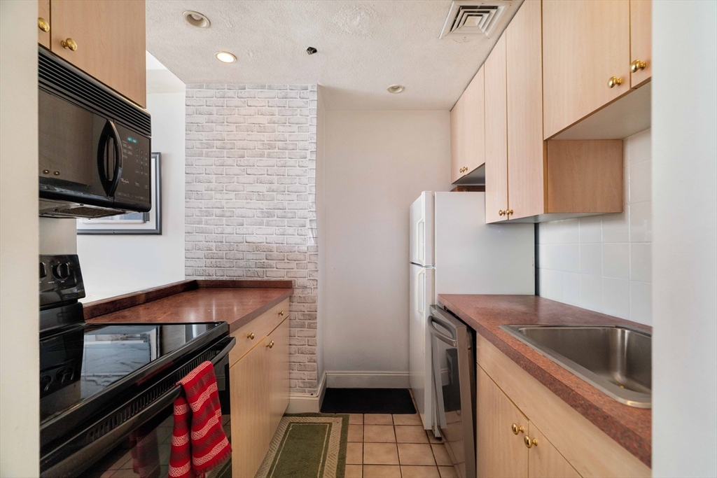 188 North - North End