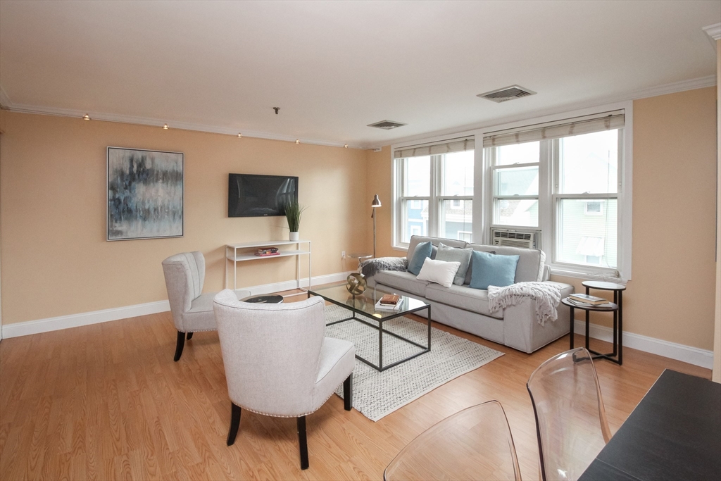 161 West 6th - South Boston
