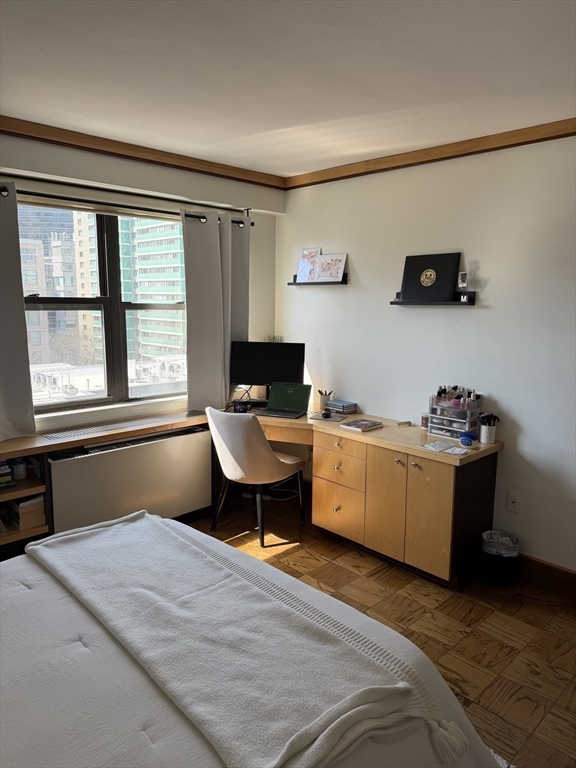 8 Whittier Pl. - West End