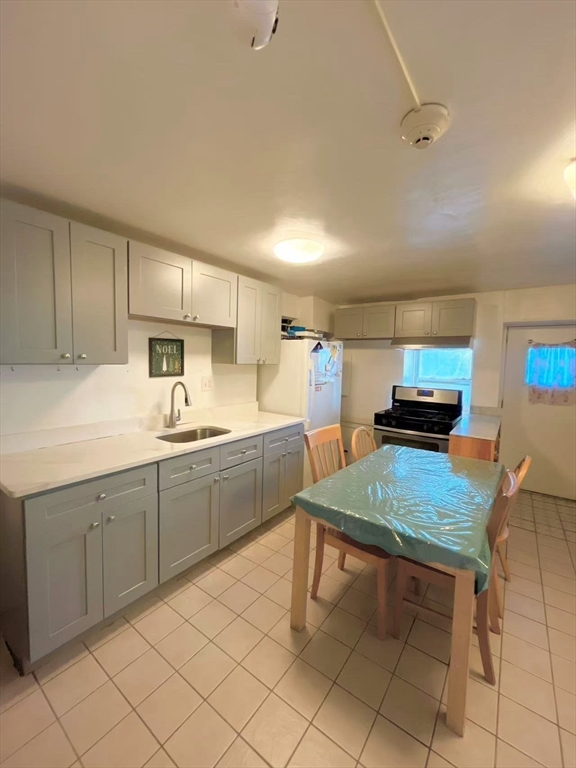 19 Westbourne Ter. - Coolidge Corner