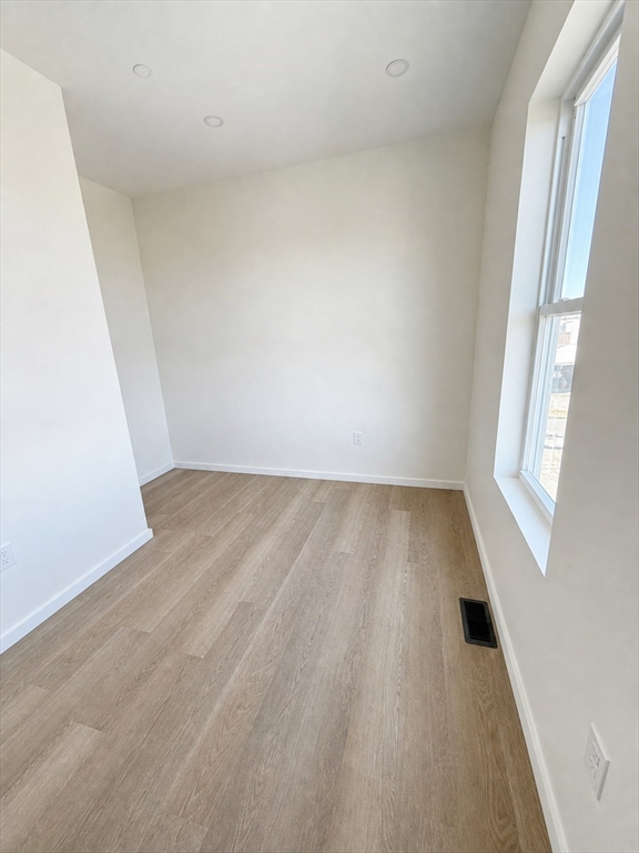 546 Saratoga St. - East Boston