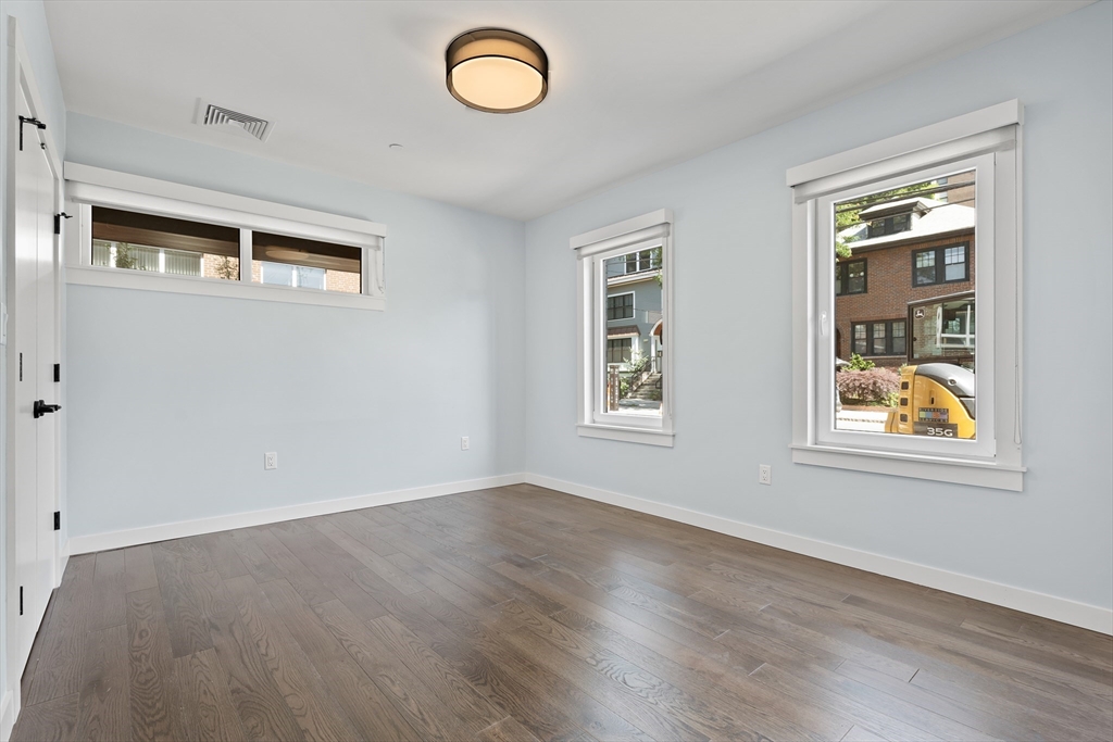 54 Auburn - Coolidge Corner