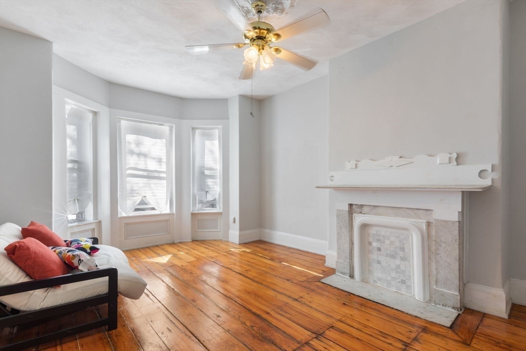 94 Mount Pleasant Ave. - Roxbury
