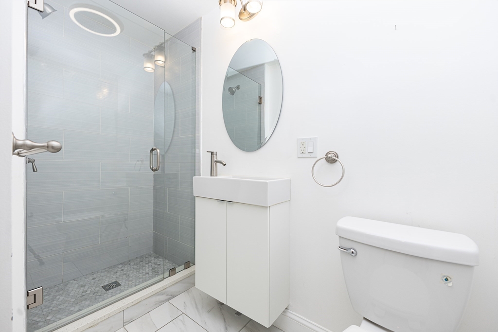 1495 Hyde Park Ave. - Hyde Park