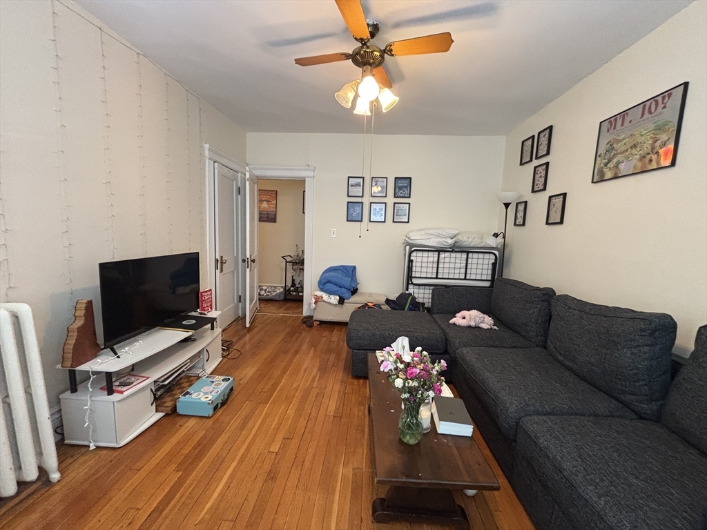 35 Queensberry - Fenway