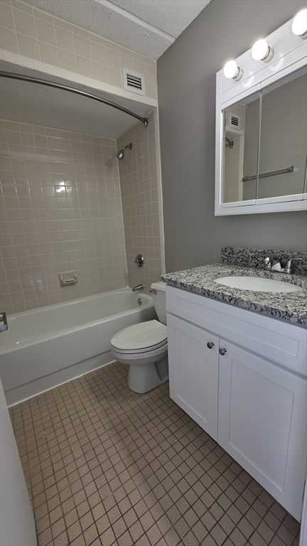 25 South Point Dr. - Dorchester
