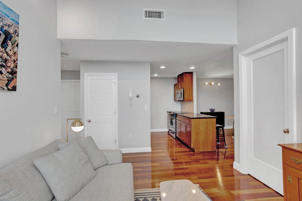 841 Parker St. - Roxbury
