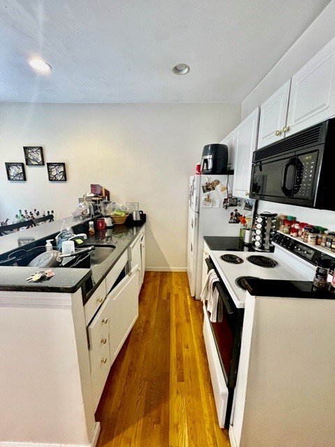 17 Thacher - North End