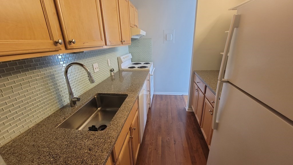 1643 Cambridge St. - Harvard Square