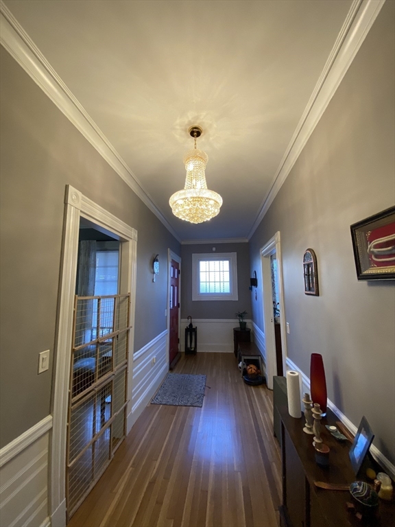 19 Clifford - Roxbury