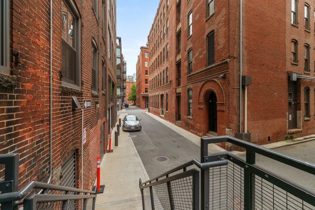346 Congress St. - Seaport District