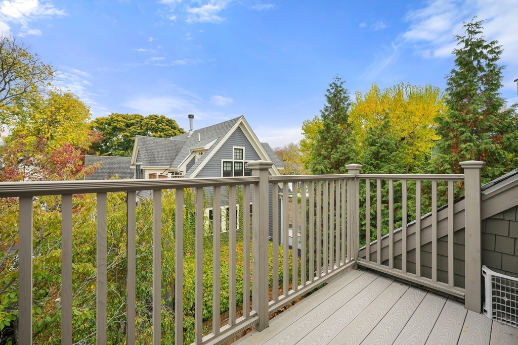 10 Eustis St. - Agassiz
