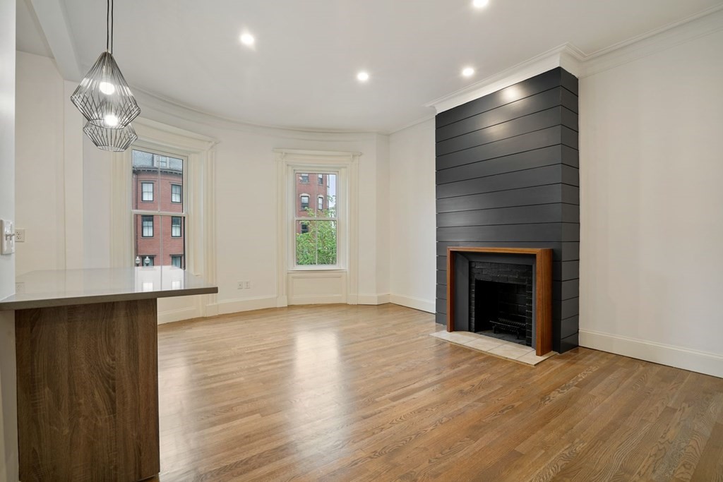 512 Massachusetts Ave. - South End