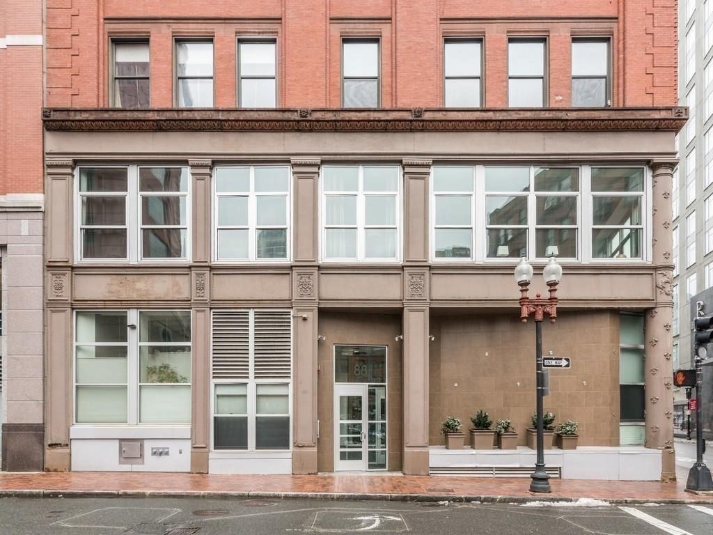 88 Kingston St. - Financial District