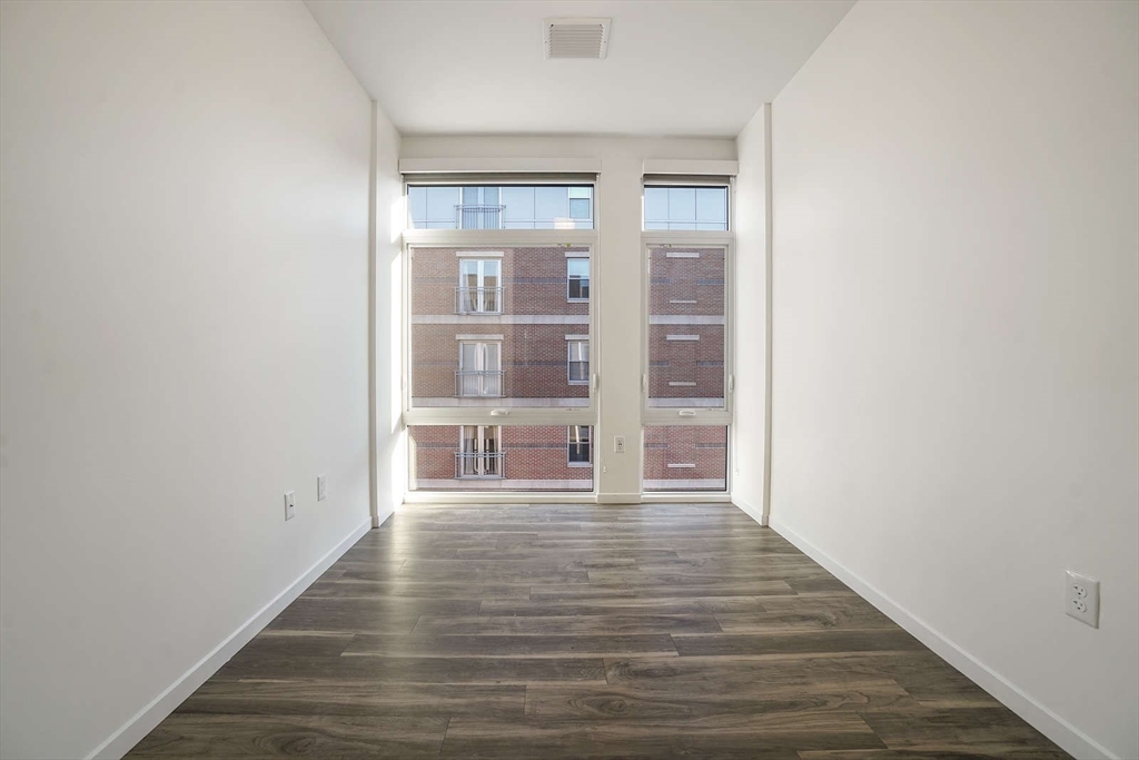 839 Beacon St. - Fenway