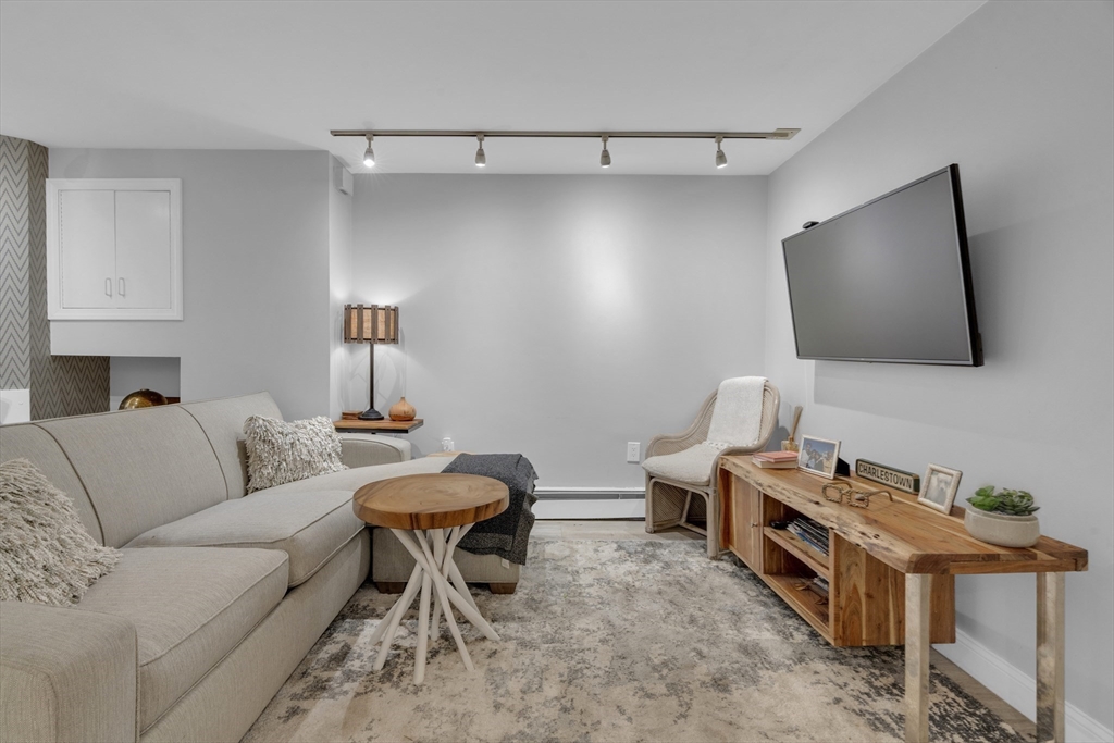 14 Auburn St. - Charlestown