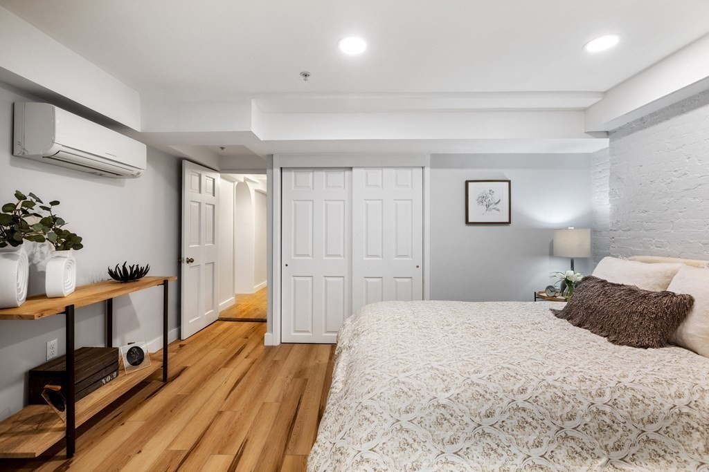 3 Mount Vernon Sq. - Beacon Hill