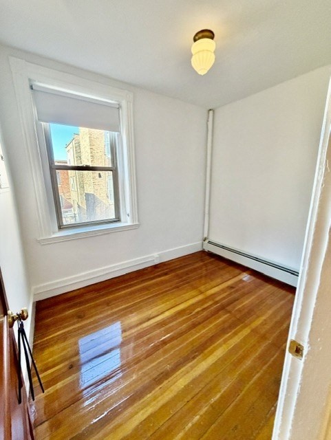 9 Thacher Ct. - North End