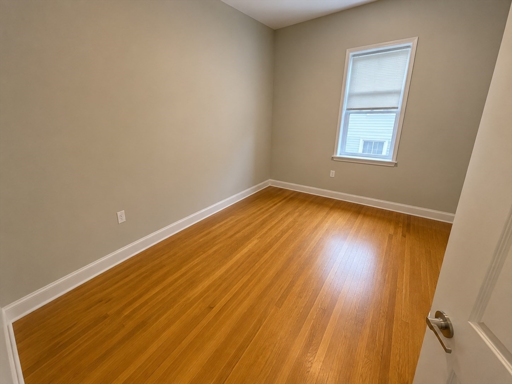 301-305 Dudley - Roxbury