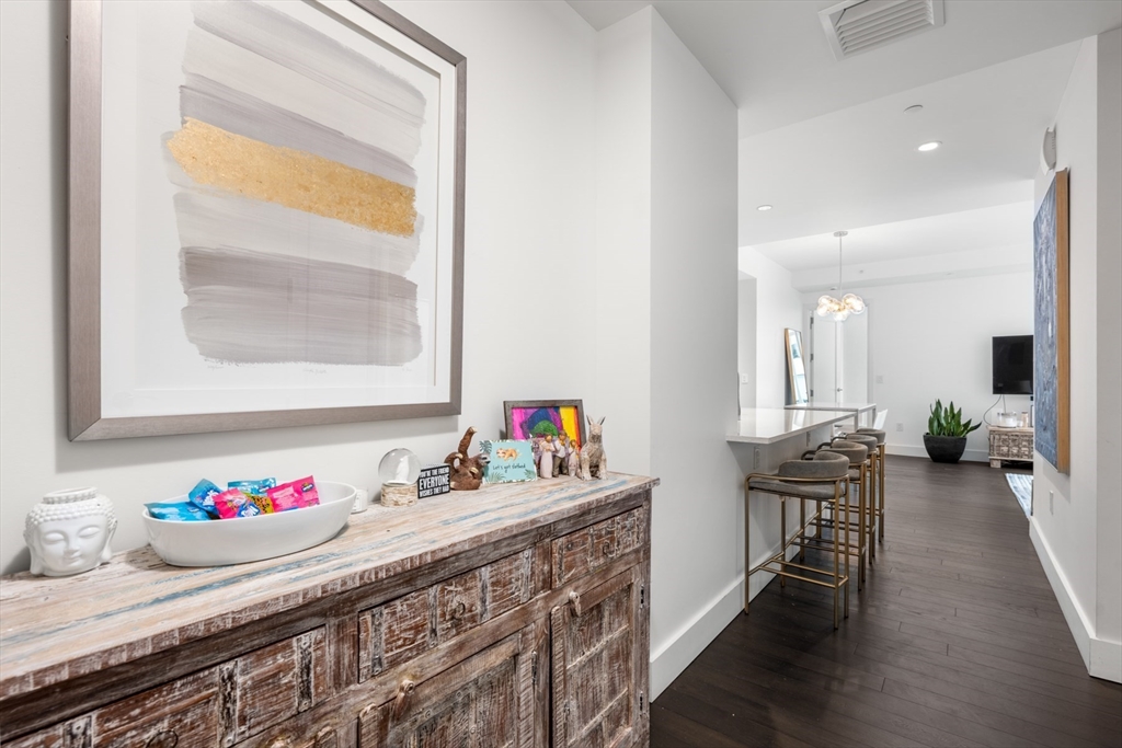 22 Liberty Dr. - Seaport District