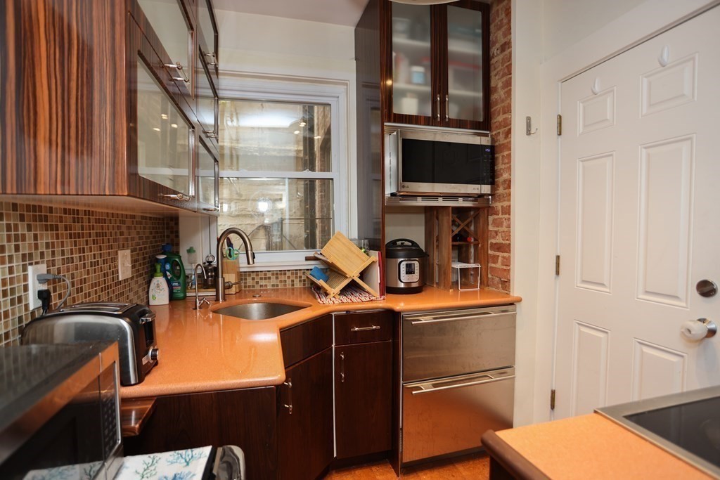 2 Arnold Cir. - Mid Cambridge