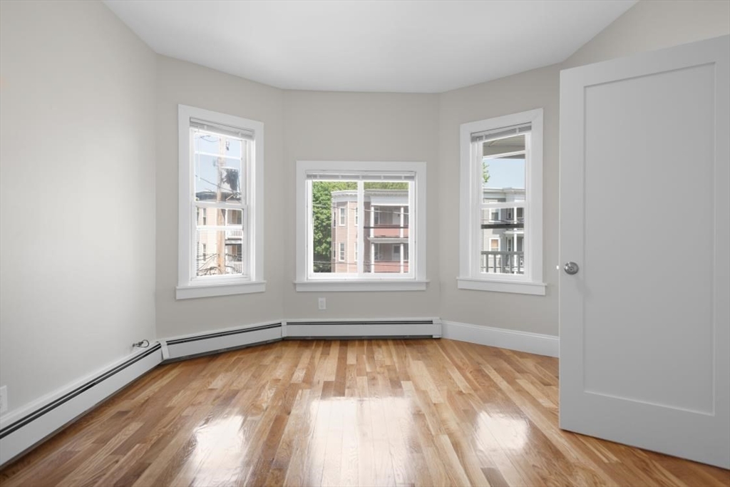 19 Crowell - Dorchester