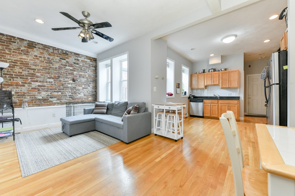 158 Cottage - East Boston