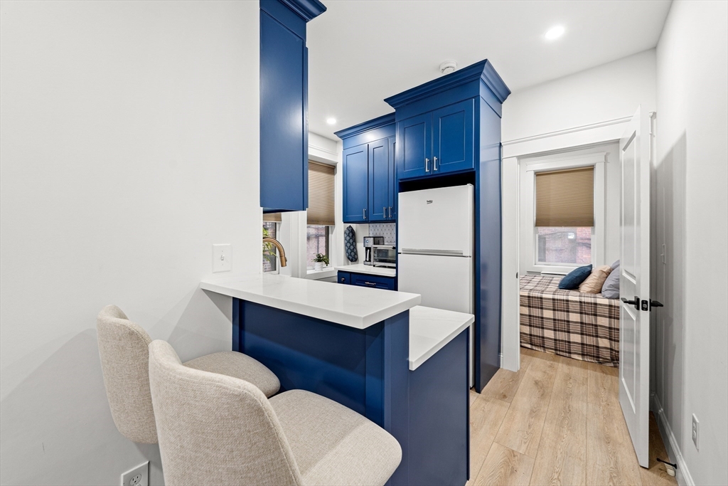 31 Irving St. - Beacon Hill