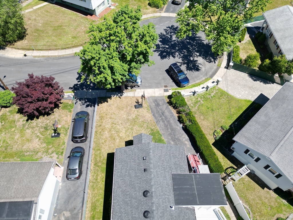 5 Dietz Ct. - Hyde Park