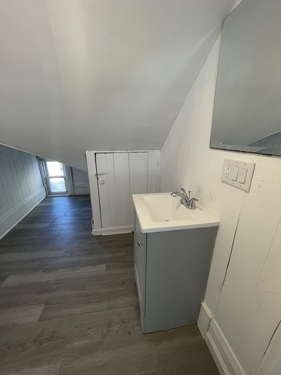 369 Prospect St. - Wellington