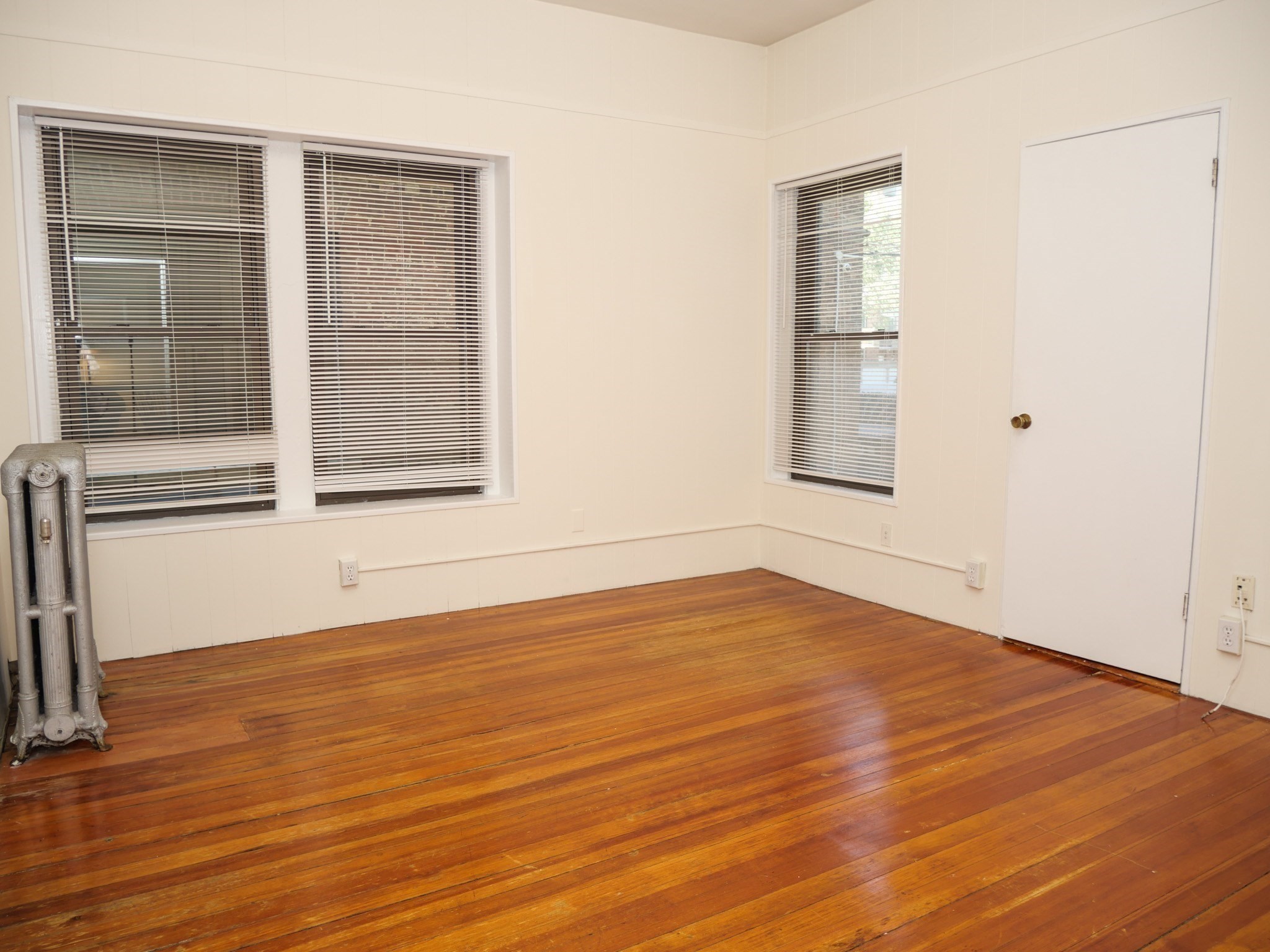 1382 Beacon - Coolidge Corner