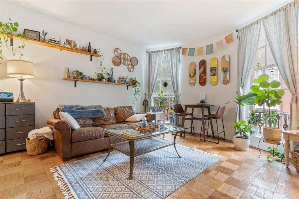 27 Bowdoin St. - Beacon Hill