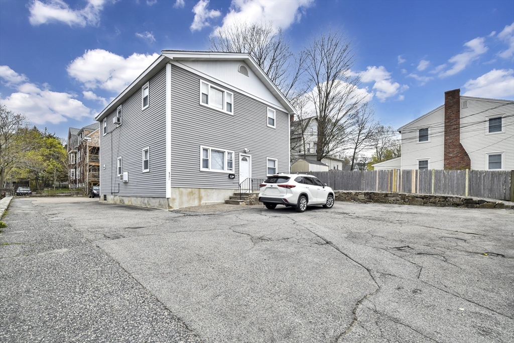 192 Fairmount Ave. - Hyde Park