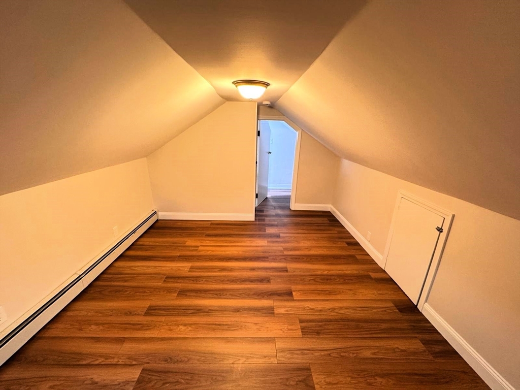 38 Hunting St. - Wellington