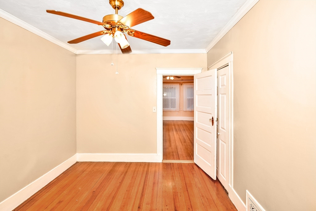 1877 Hyde Park Ave. - Hyde Park
